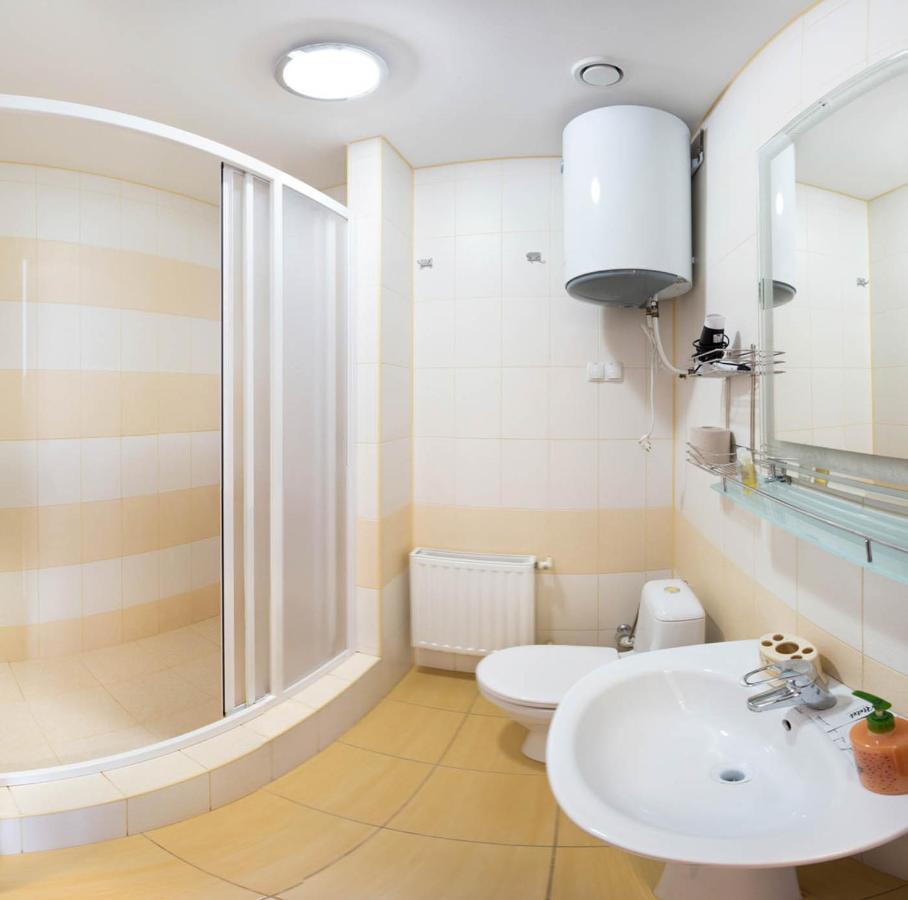 Studio In The City Center - Kravtsova Lane 13B-6 Charkiv Exteriör bild